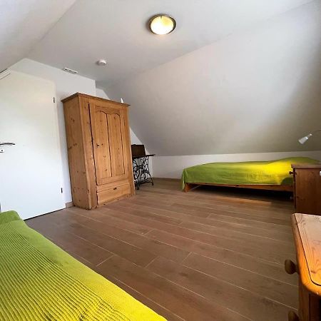 Das Puppenhaus, Reetdach, Sauna, Kamin, Eingezaeunt, Badewanne, Haustiere Willkommen Emmelsbull-Horsbull Экстерьер фото
