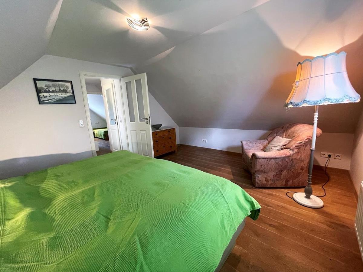 Das Puppenhaus, Reetdach, Sauna, Kamin, Eingezaeunt, Badewanne, Haustiere Willkommen Emmelsbull-Horsbull Экстерьер фото