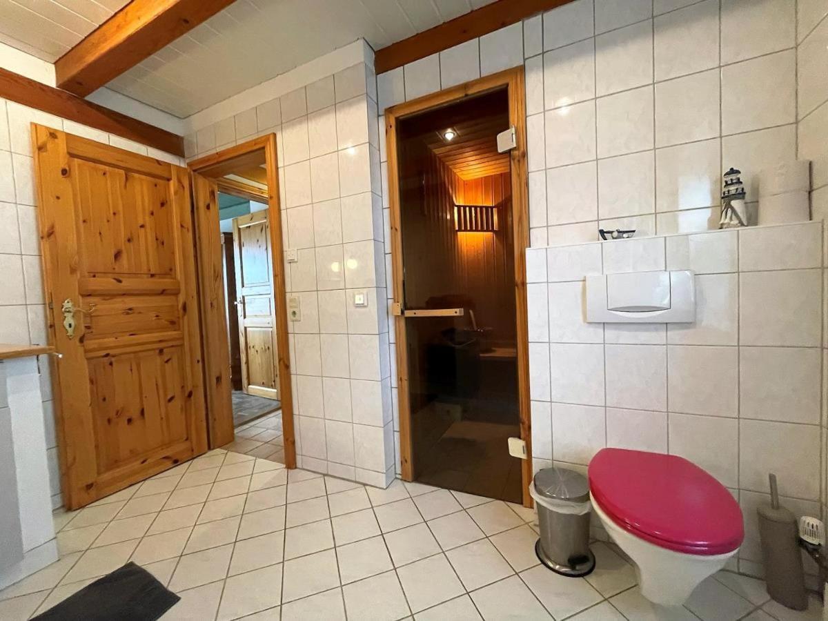 Das Puppenhaus, Reetdach, Sauna, Kamin, Eingezaeunt, Badewanne, Haustiere Willkommen Emmelsbull-Horsbull Экстерьер фото